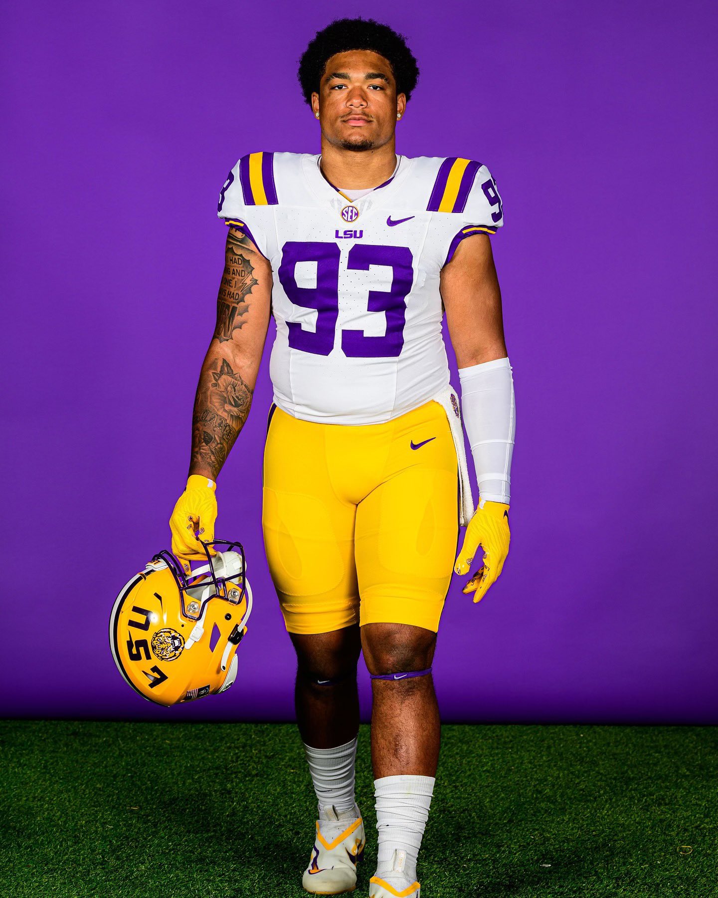Dominic Mckinley: Who is he and whats his story?