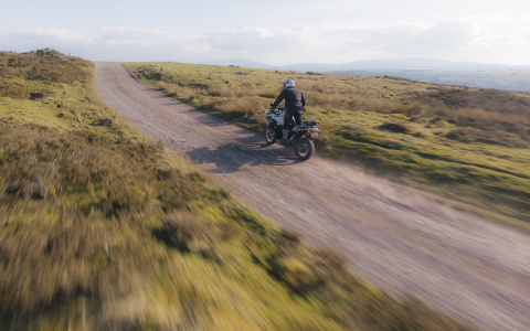 How to slide motorcycle? The guide of motorcycle slide and simple tips to slide better.