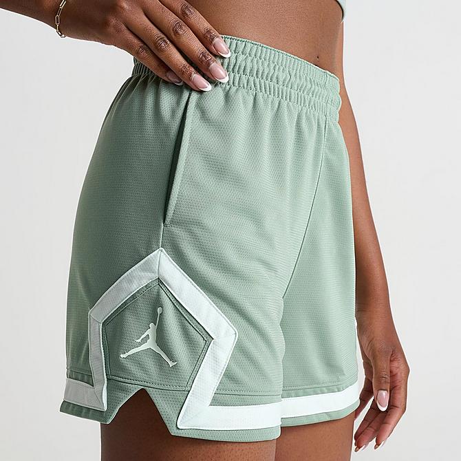 Need New Womens Basketball Shorts? Check Out These Awesome Deals Today