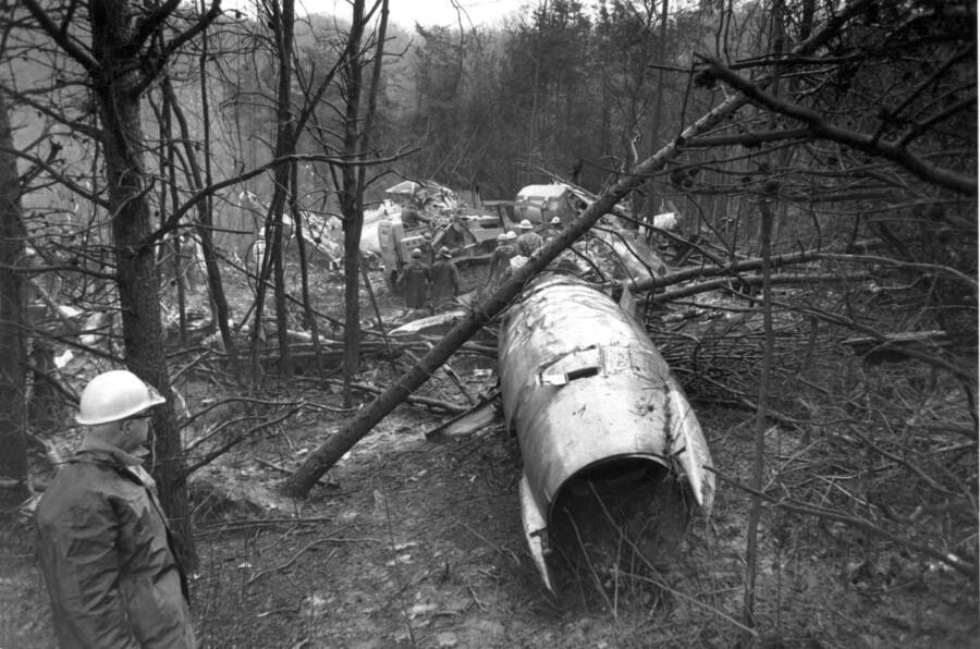 Remembering the Marshall Flight Crash: How Did It Happen? (Easy-to-Understand Details Here)