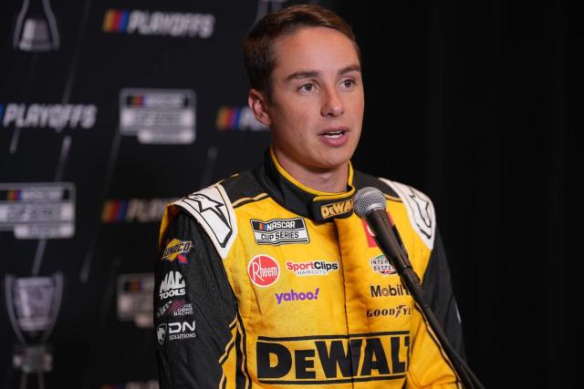 Who on the pole for Sunday NASCAR race? See the fastest drivers!