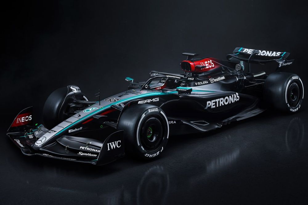 Mercedes W15 Reveal: Whats New With This Car in 2024?