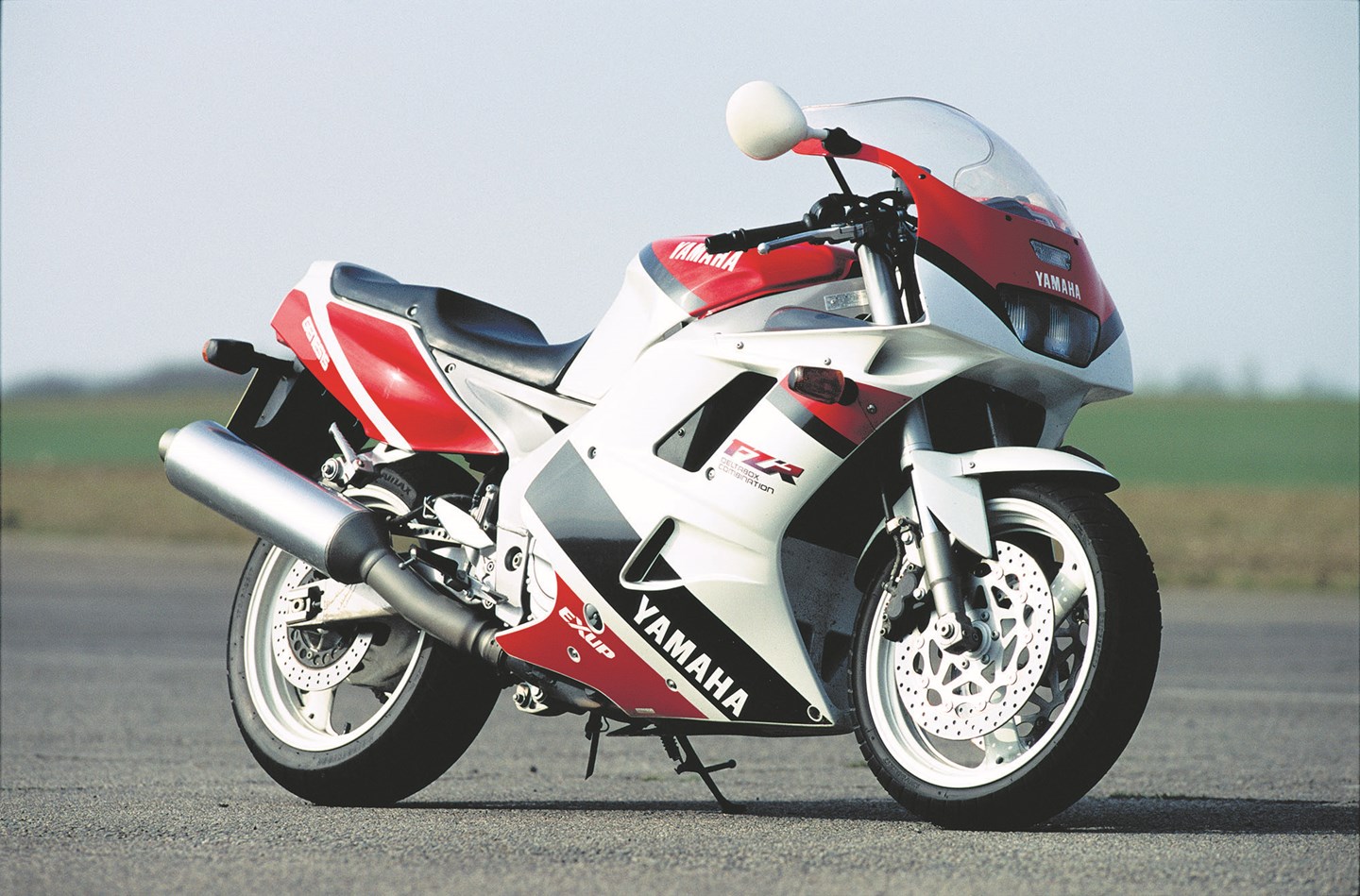 1991 Yamaha FZR 1000: Classic Superbike or Money Pit? Know More About Its Engine