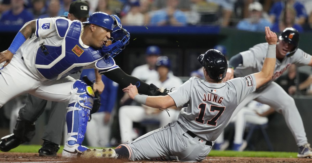 Mariners Twins Tiebreaker Explained: Heres How the MLB Playoff Picture Could Get Crazy.
