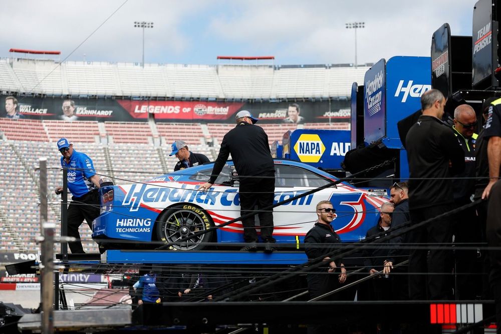 Kyle Larson Missed Qualifying at Talladega on Saturday: Heres Why He Didnt Make the Cut