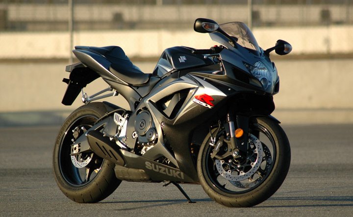 2007 Gixxer 750: Still a Good Bike? Lets Find Out!