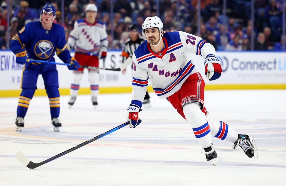 NY Rangers vs Lightning: Players to Watch. Stars on the Ice.
