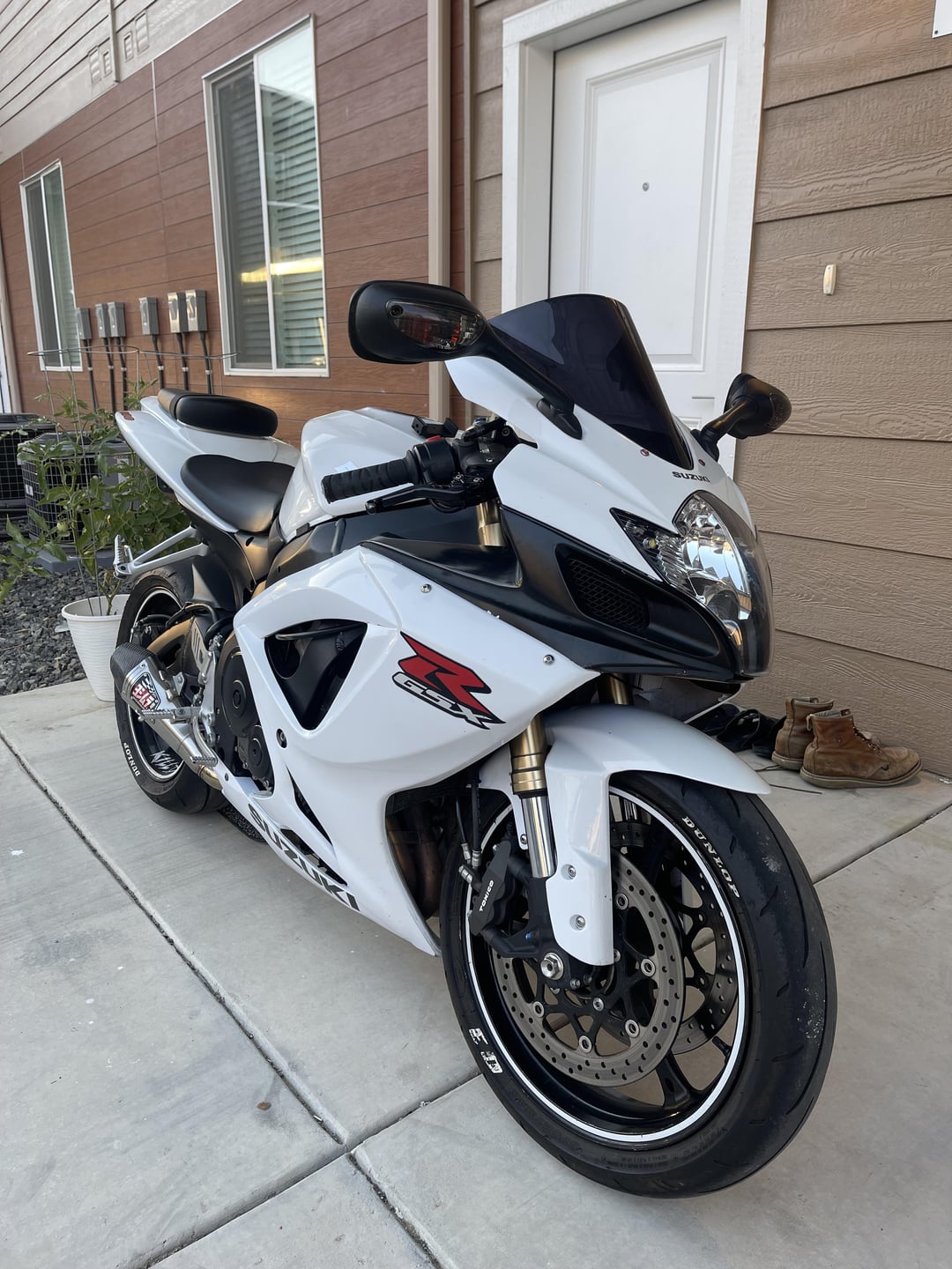 2006 Suzuki GSX-R 600: Is This the Best Used Sportbike for You?