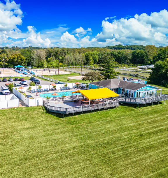 Four Seasons Marina Cincinnati: Check Out Amenities, Location and Contact Details