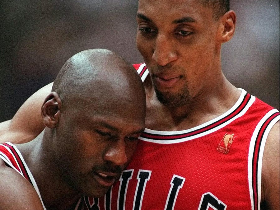 They Beat It! Famous Athlete Who Has Had an Oblique Fracture Story