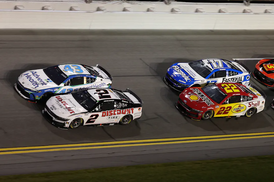 NASCAR Expert Picks Today: Easy-to-Understand Race Predictions!