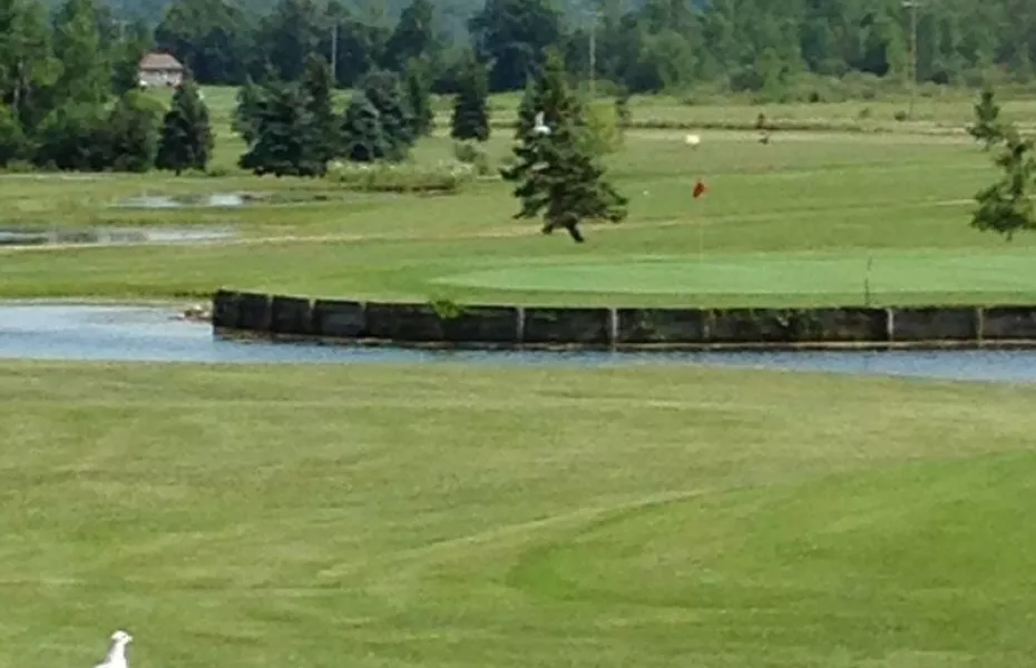 Play at LA Golf Club Clayton NY: What to Expect When Playing Here?