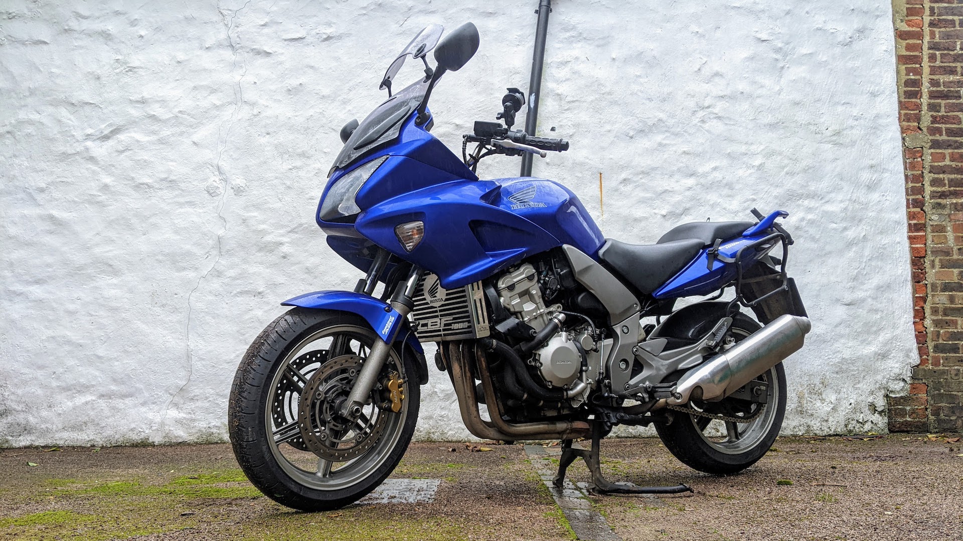 cbf 1000 honda vs. The Competition: Which Bike Wins?