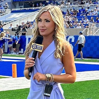 Find Taylor Davis on ESPN: Wikipedia Summary and Full Bio (Details)