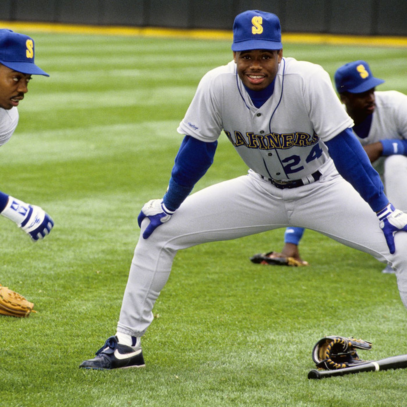 Find the Perfect Ken Griffey Jr Picture: Iconic Images Inside