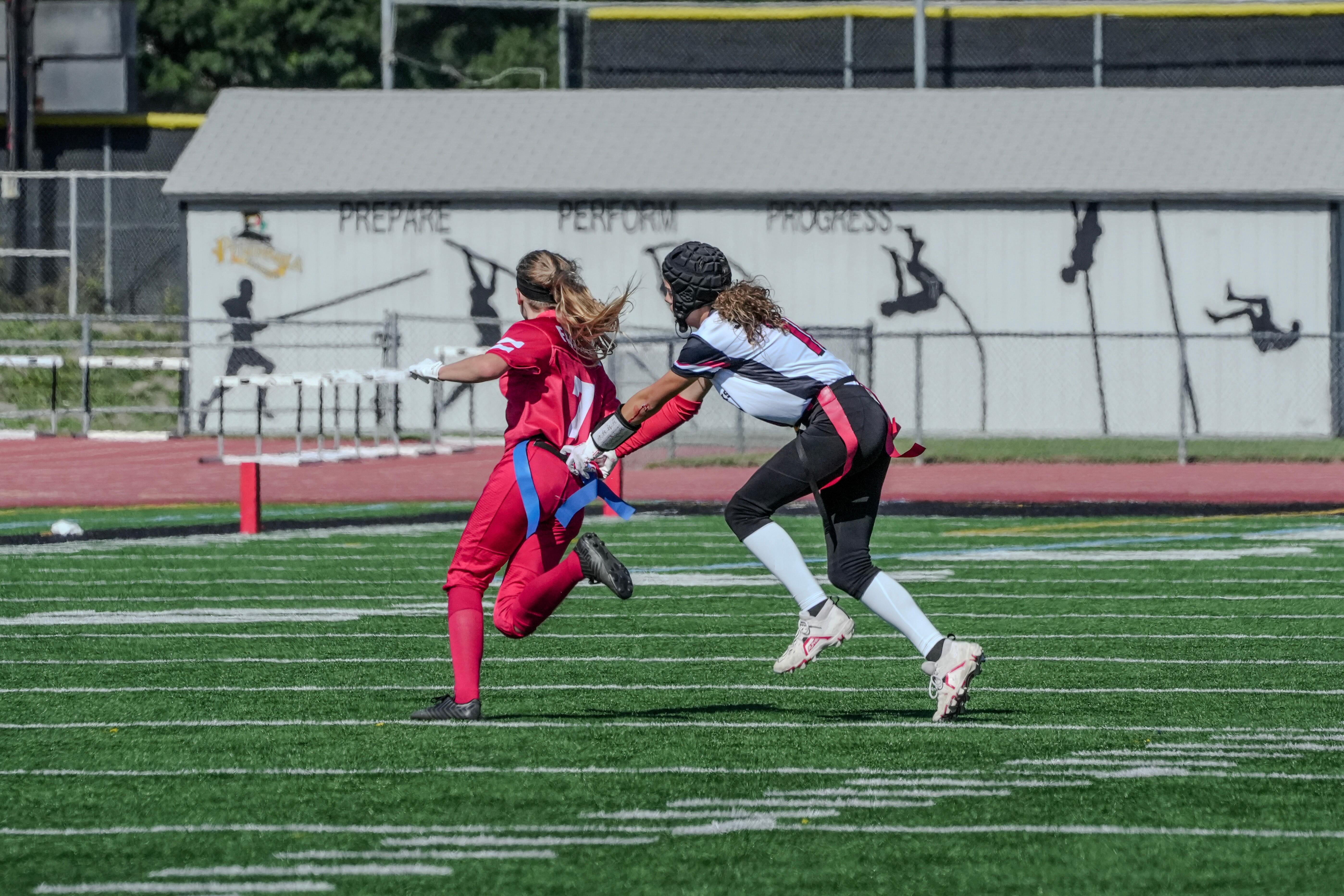 Football Fall Camp: Get Ready for the Season! (Tips & Drills)