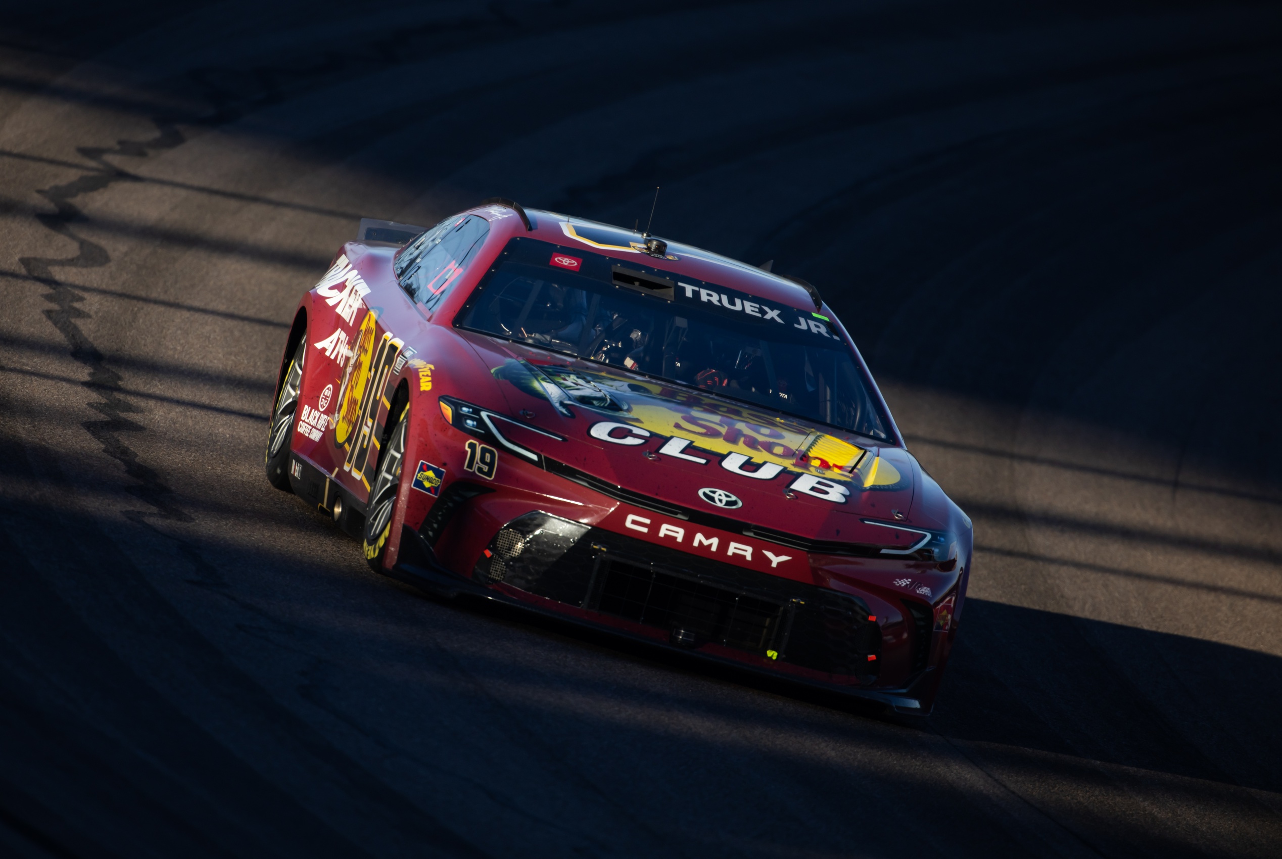 Can Martin Truex Jr finally win the Daytona 500? We look at his chances for the big race.