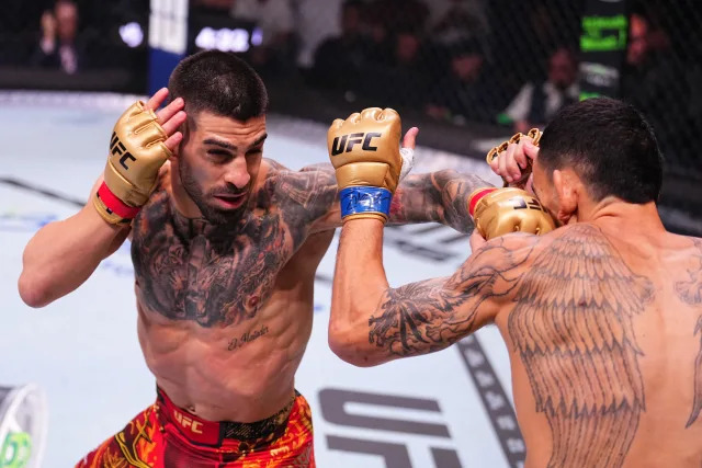 Unbelievable! Topuria knocks out Holloway! Check out the best photos and videos from the fight night.