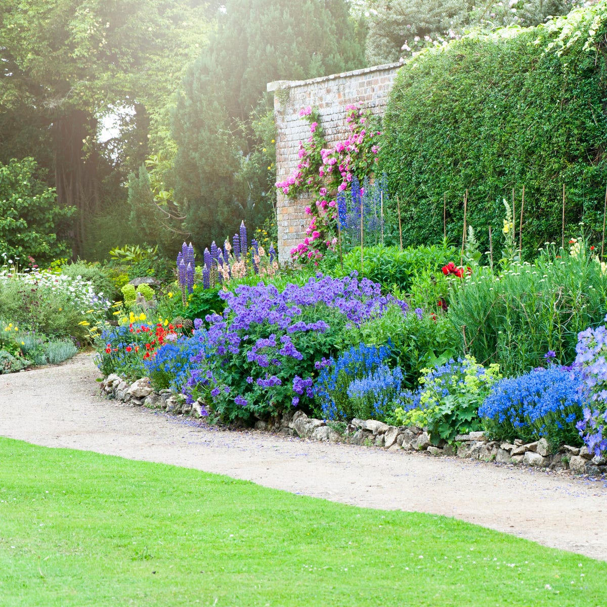 What are the best uses for log edging? See how it perfectly defines paths and flower beds.