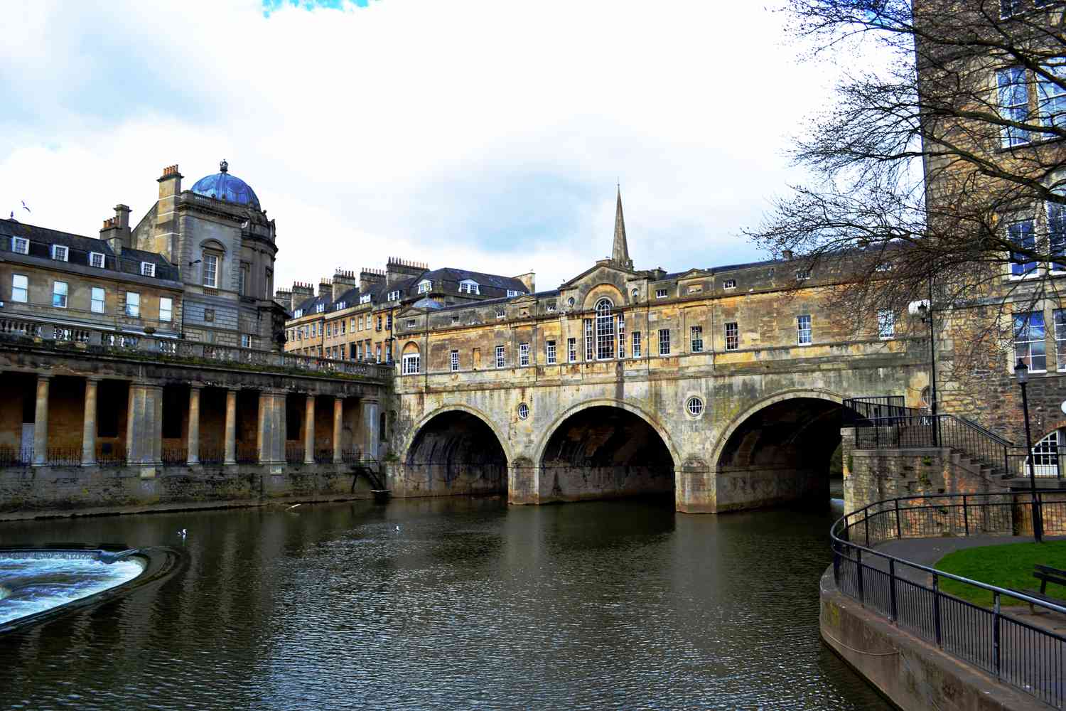 How far is it from London to Bath? Travel Guide
