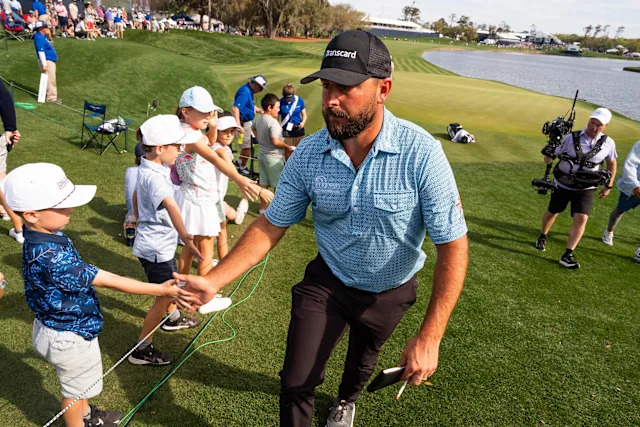 Who gets the prize money Shell Houston Open (See the breakdown for winner and other finishers).
