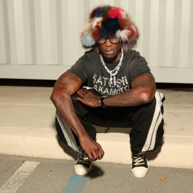 What is Ochocinco Twitter all about? (Discover Chad Johnsons famous online personality and tweets)