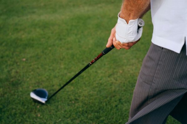 Want to know how long do golf grips last? Discover factors affecting their lifespan now.