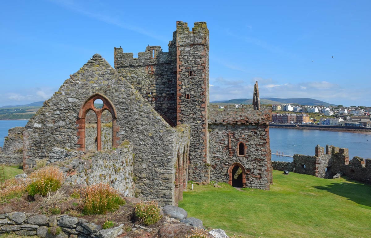 Want amazing Isle of Man tours experience? Get these simple insider tips for an unforgettable visit to the island now.