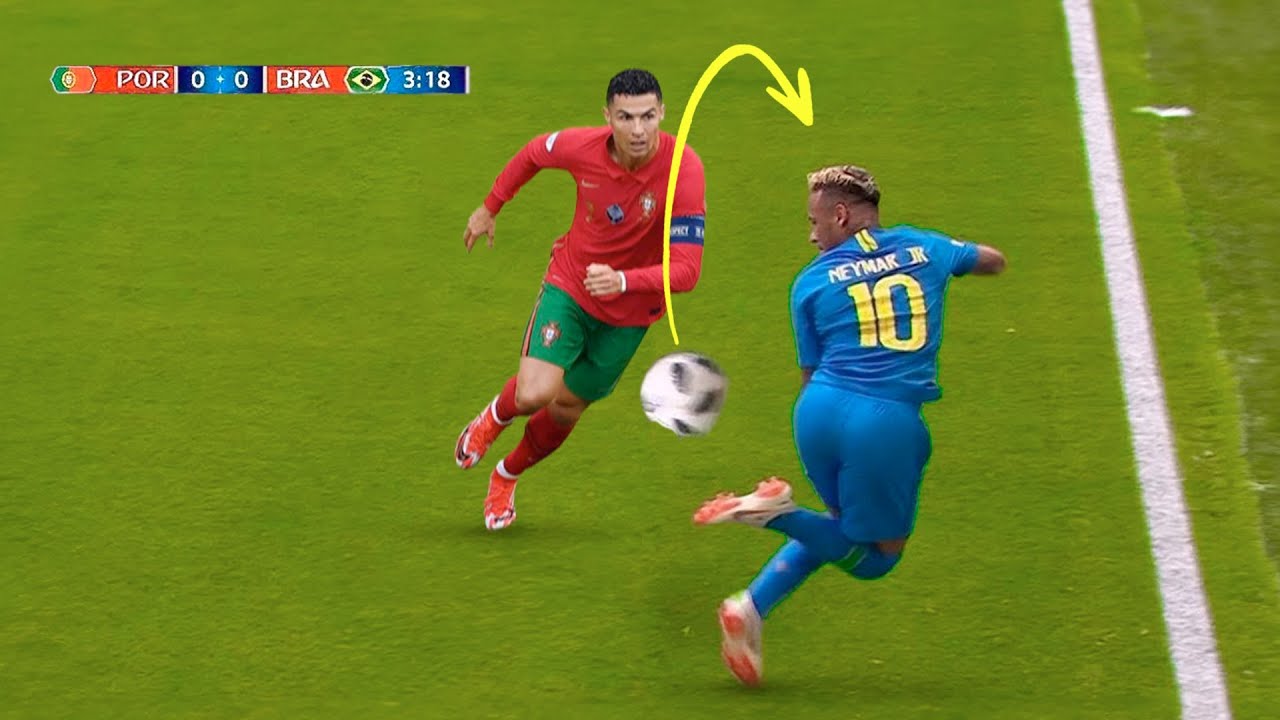 Who is better when Neymar with Ronaldo play? See a comparison of their amazing skills on the field!