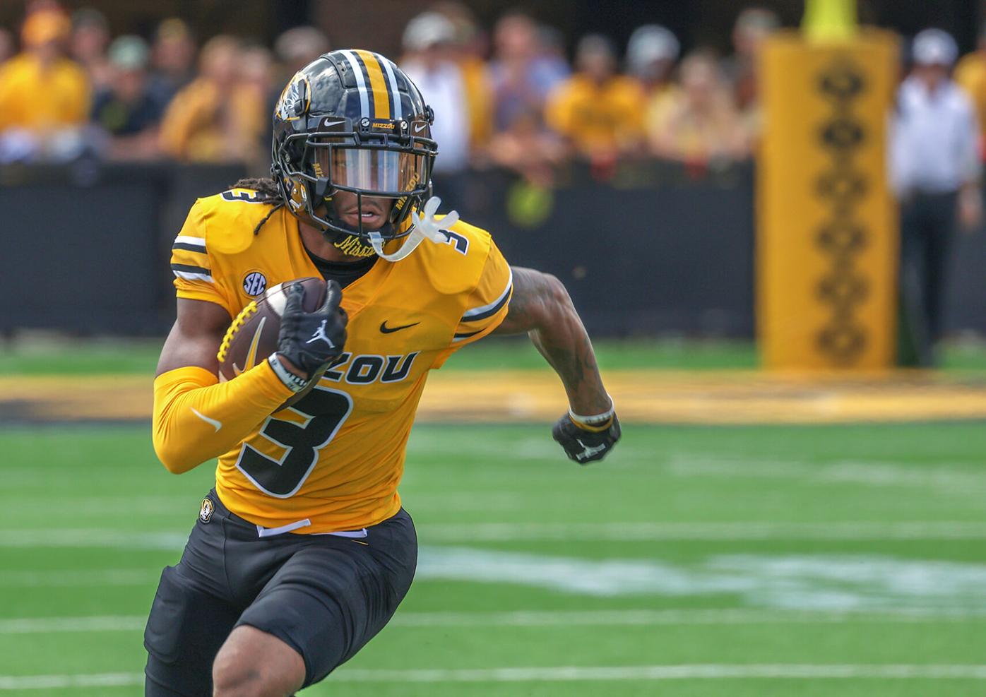 Why is Luther Burden 40 time a big deal? (How his quickness impacts his game on the field)