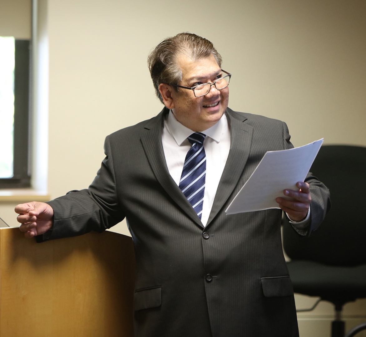 Who is Fr Mark Munoz? (Get key insights into his life and inspiring work today.)