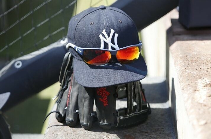 How to watch NY Yankees batting practice? (Easy tips for fans to see the players warm up)