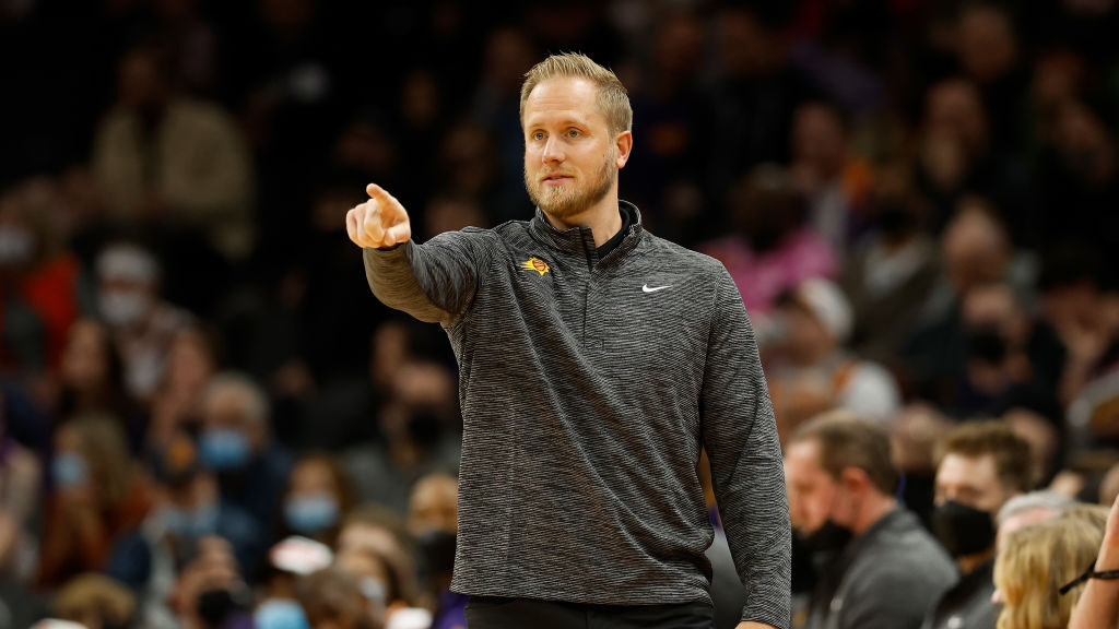 Kevin Young Suns Job? (Coach)