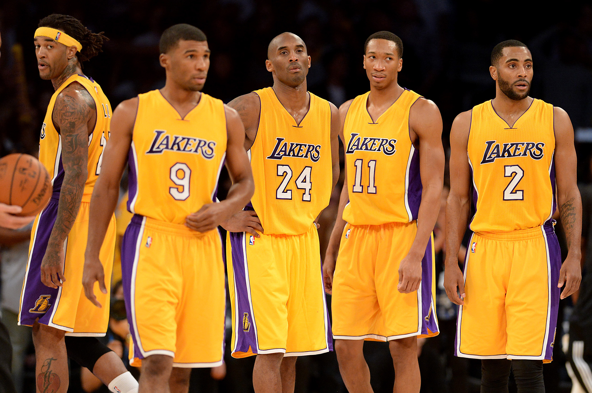2015 LA Lakers Roster Changes: Trades and New Signings
