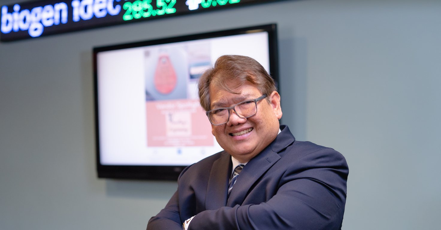 Who is Fr Mark Munoz? (Get key insights into his life and inspiring work today.)