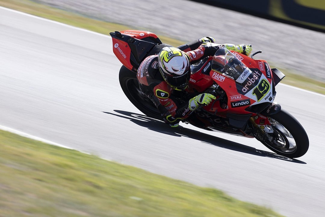 What makes World Superbike Championship winners so great? Uncover the secrets of their racing success!