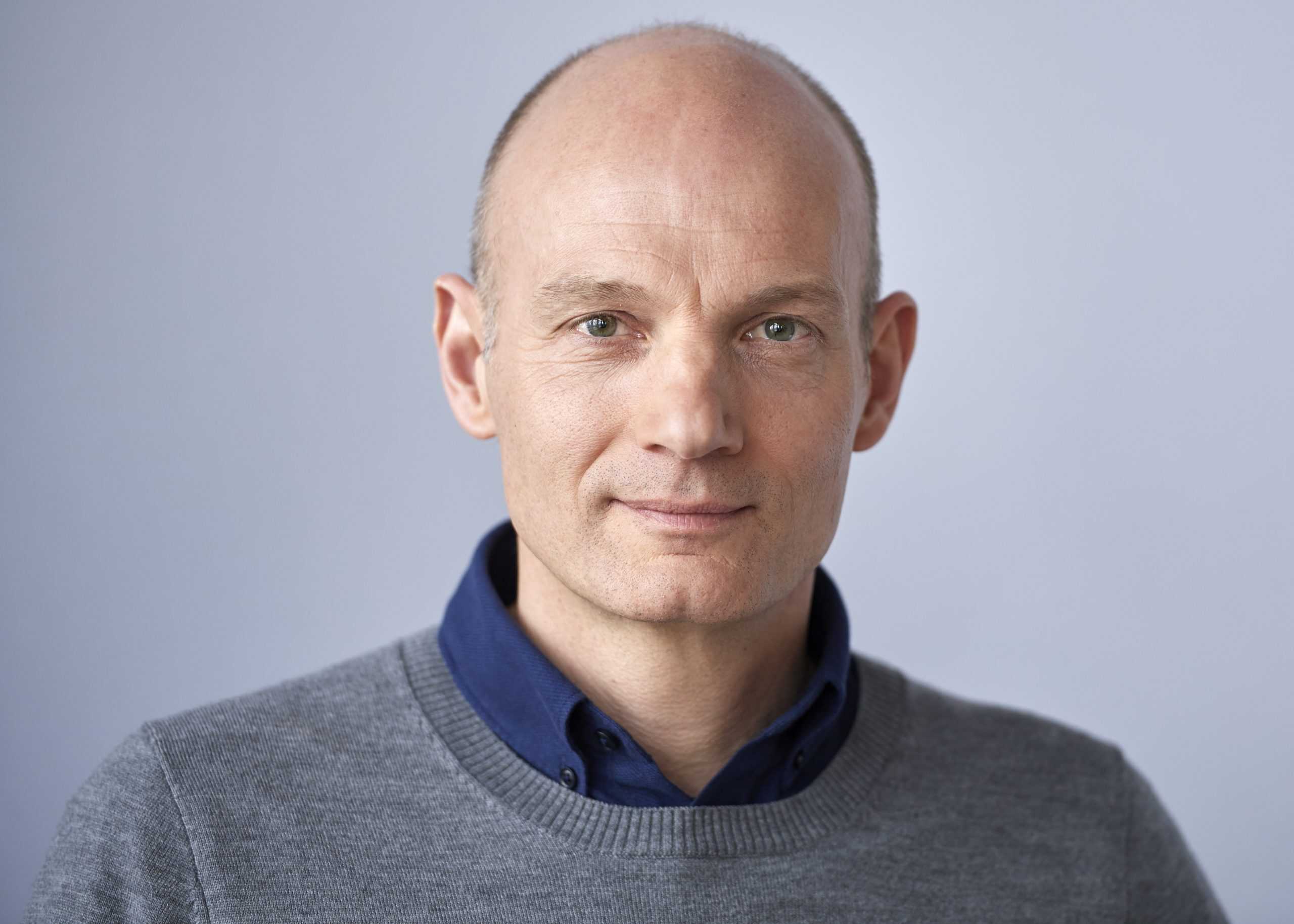 Why follow Andrew Gregor approach to modern business management