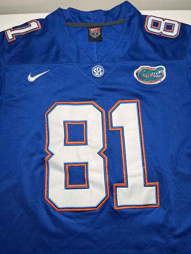 Hernandez Jersey Authentic? (Tips to Spot Real Gear)
