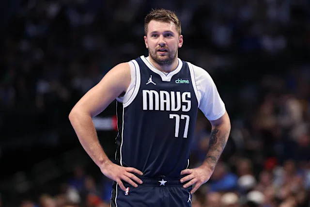 Tracking Luka Doncic injury report daily Mavericks news today.