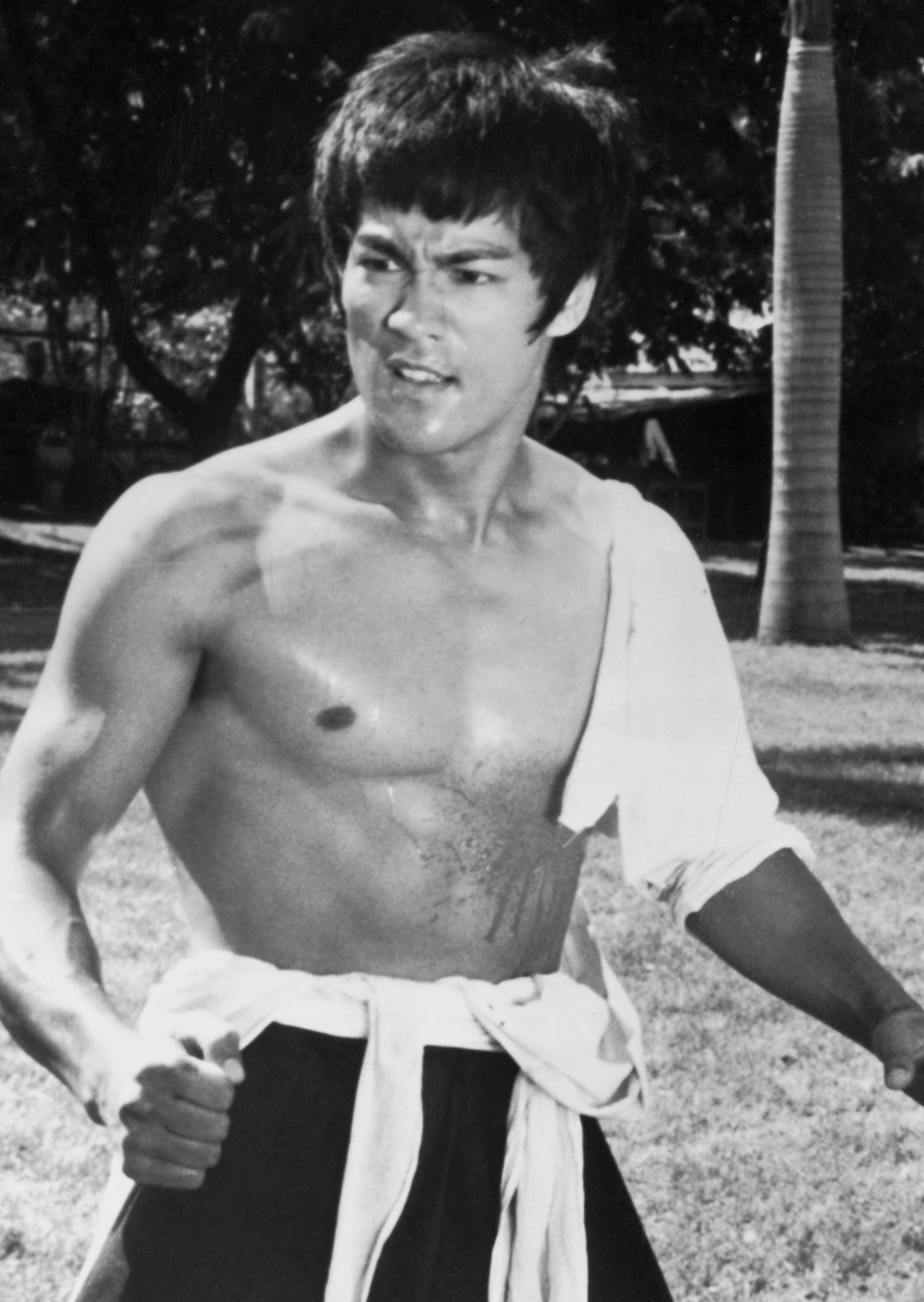 Bruce Lee Weight Info: How Heavy Was the Kung Fu Legend Really?