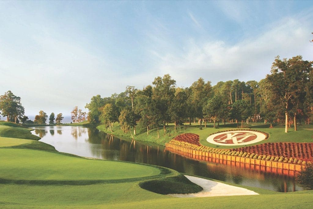 Hotels Near Kingsmill Plantation Golf Course? (Stay Close and Play Easily Every Day)